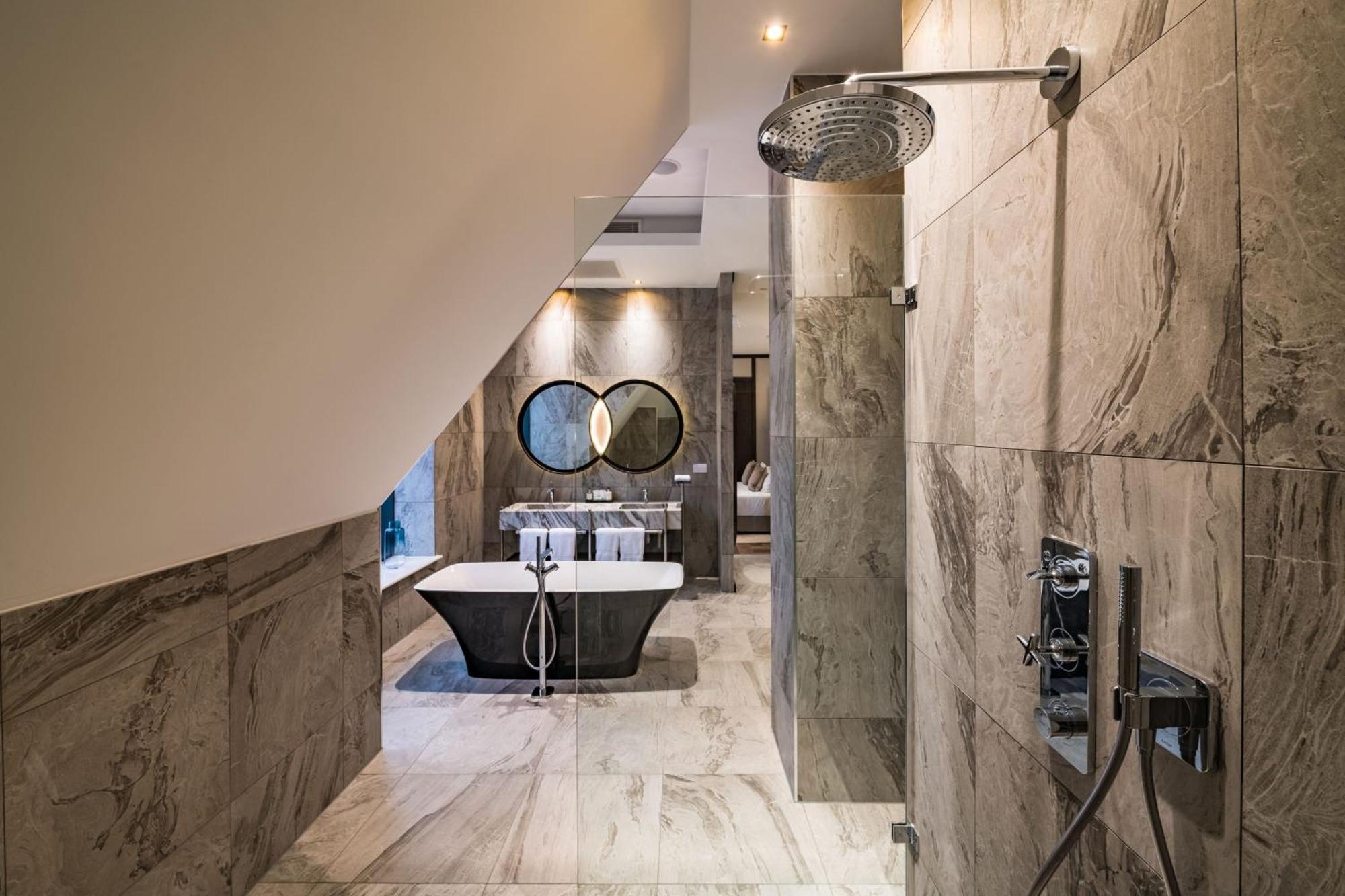 Stock Exchange Hotel, Manchester, Autograph Collection Esterno foto Bathroom