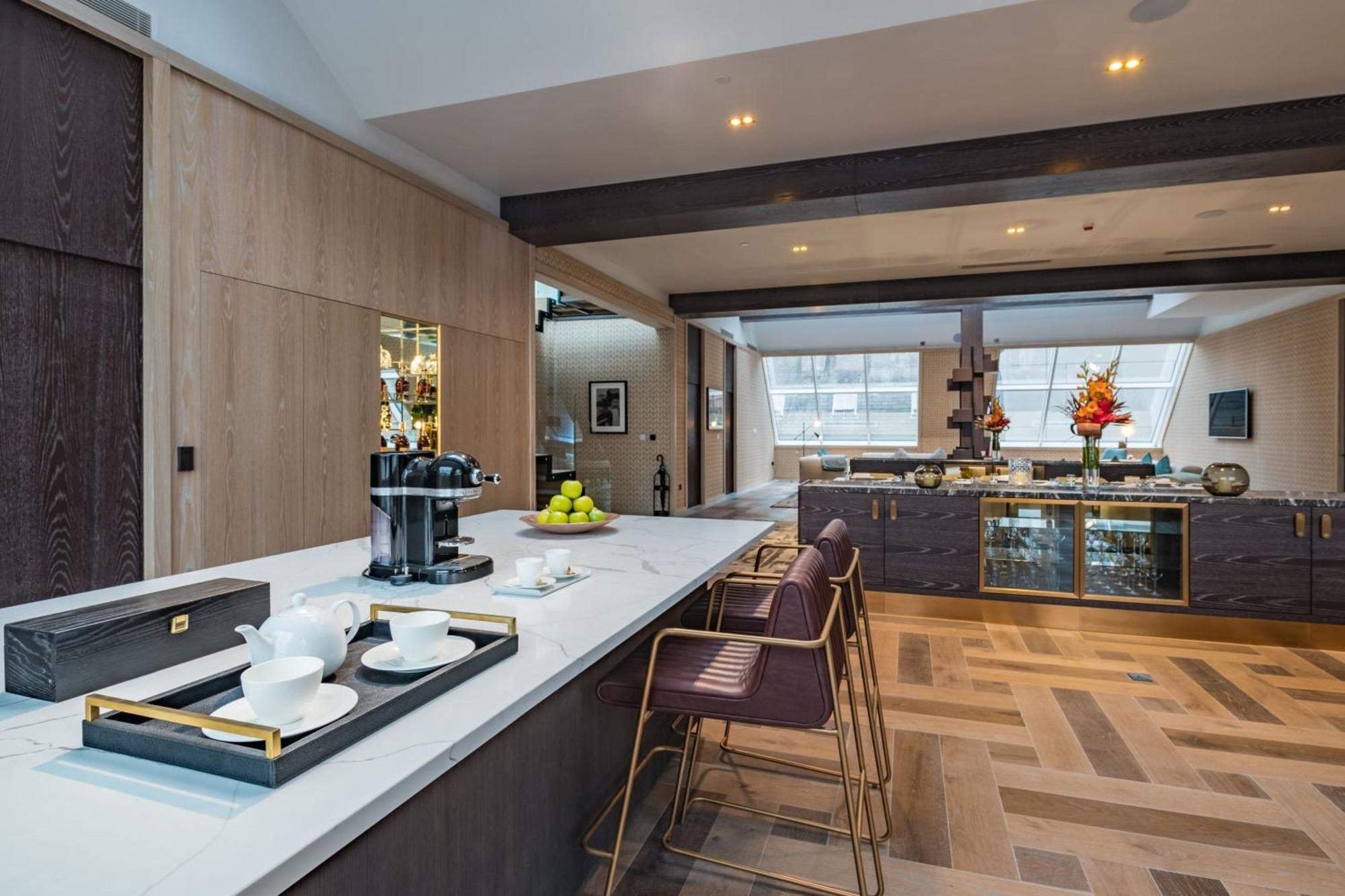 Stock Exchange Hotel, Manchester, Autograph Collection Esterno foto The Kitchen at 100 King Street